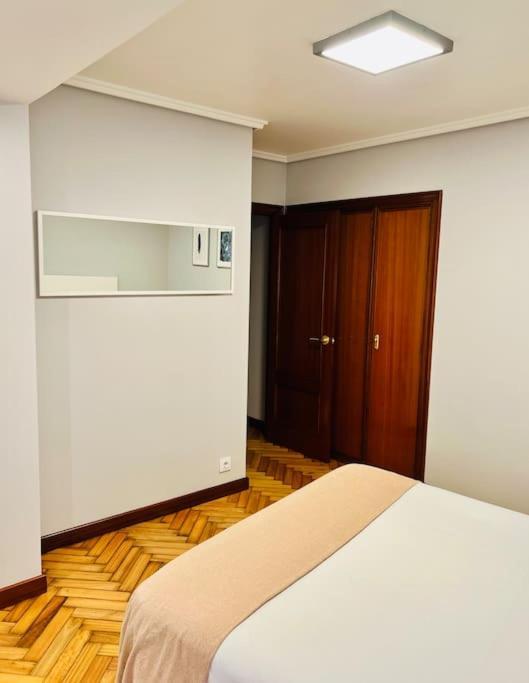 Apartamento En El Centro De Vigo 2 Habitaciones Eksteriør bilde