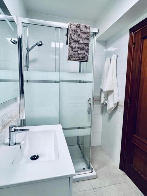 Apartamento En El Centro De Vigo 2 Habitaciones Eksteriør bilde